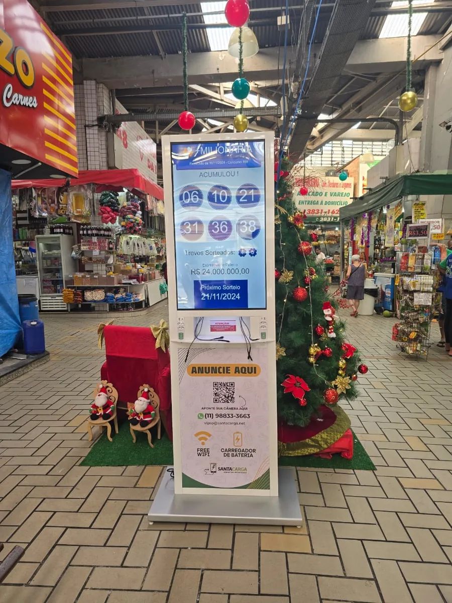 Totem Santa Carga instalado em São Paulo/SP